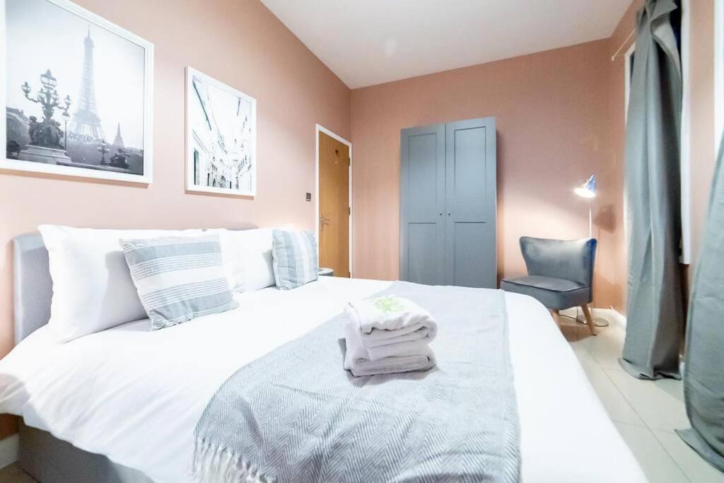 2 Bedroom Apartment London Bagian luar foto